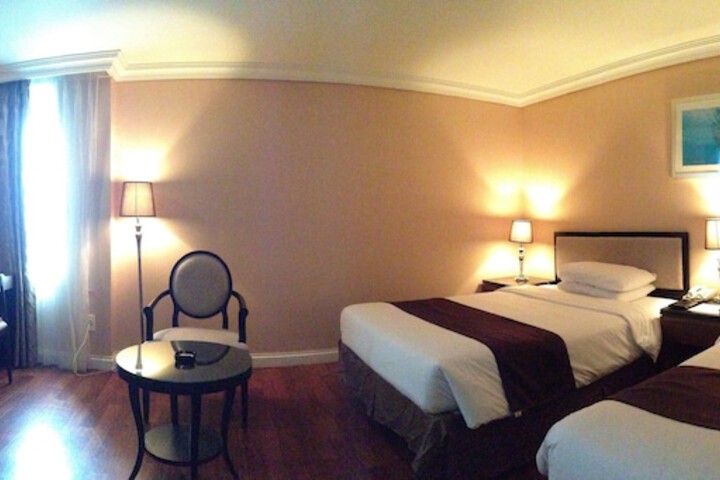 Room 18 of 79