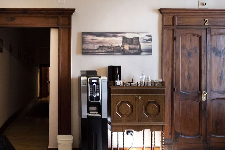 Breakfast/Coffee Service 97 of 159