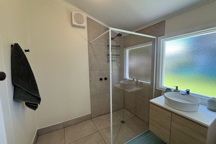 Room 7 of 11
