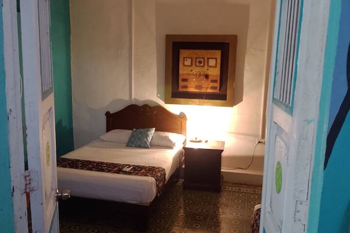 Room 5 of 7