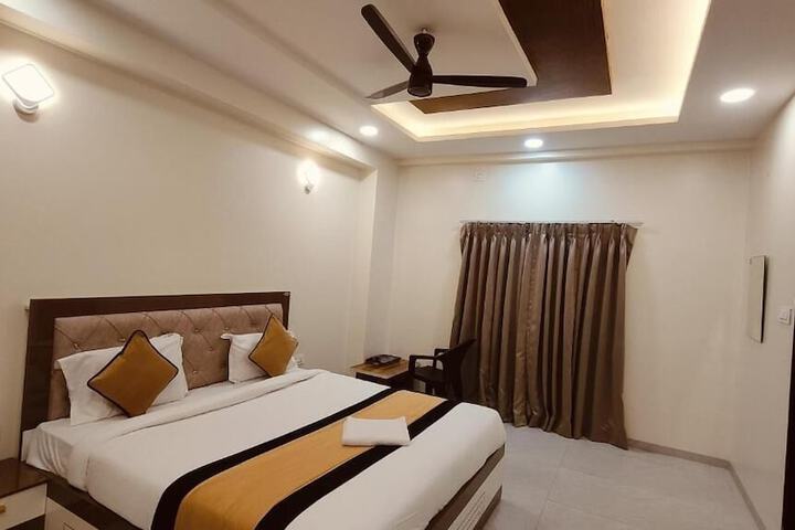 Room 20 of 36