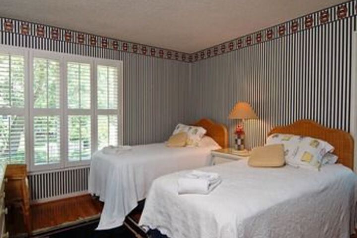 Room 20 of 42