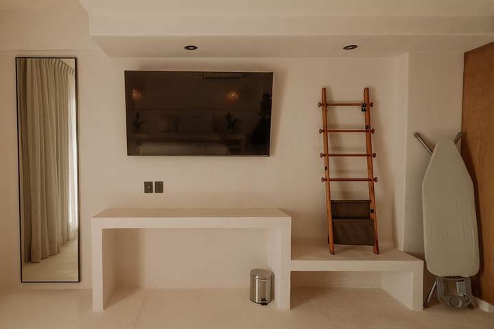 Room 23 of 67