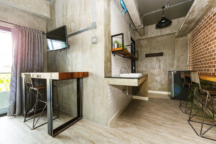 Room 15 of 47