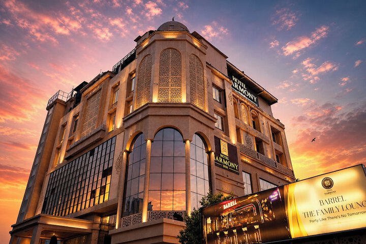Hotel 70 of 82