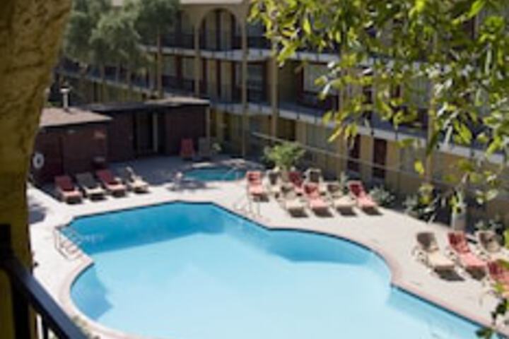 Pool 55 of 138