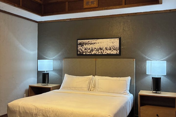 Room 15 of 86