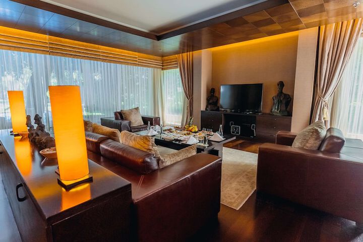 Hotel Interior 32 of 336