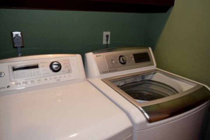 Laundry 12 of 34