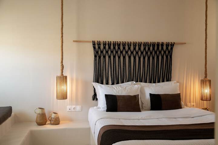 Room 35 of 173