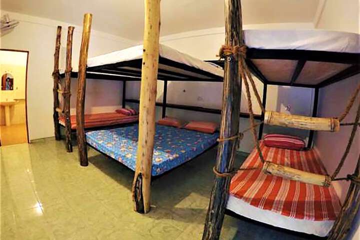 Room 27 of 28