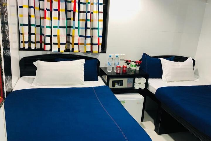 Room 44 of 60