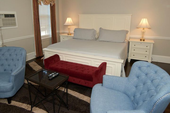 Room 30 of 51