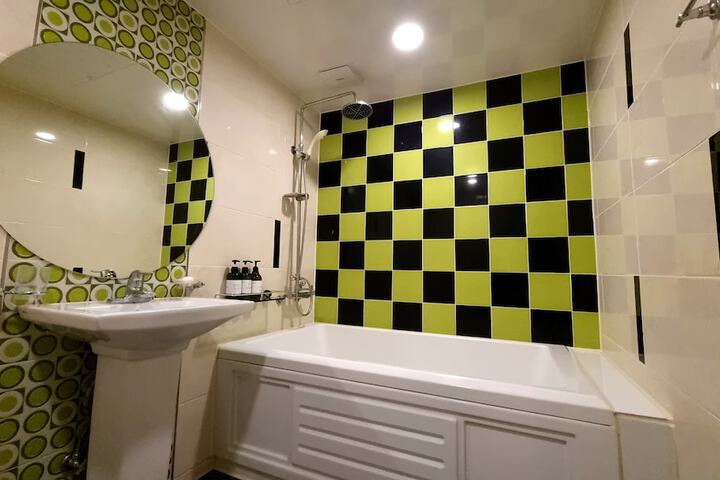 Room 14 of 15