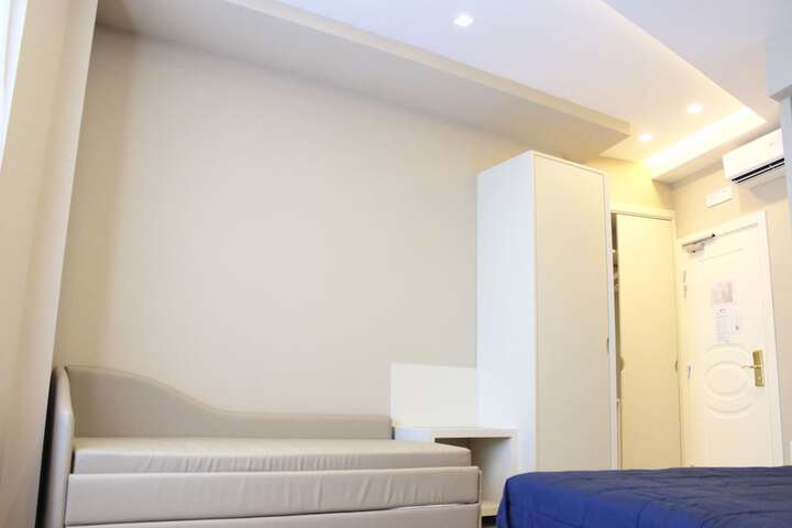 Room 46 of 85