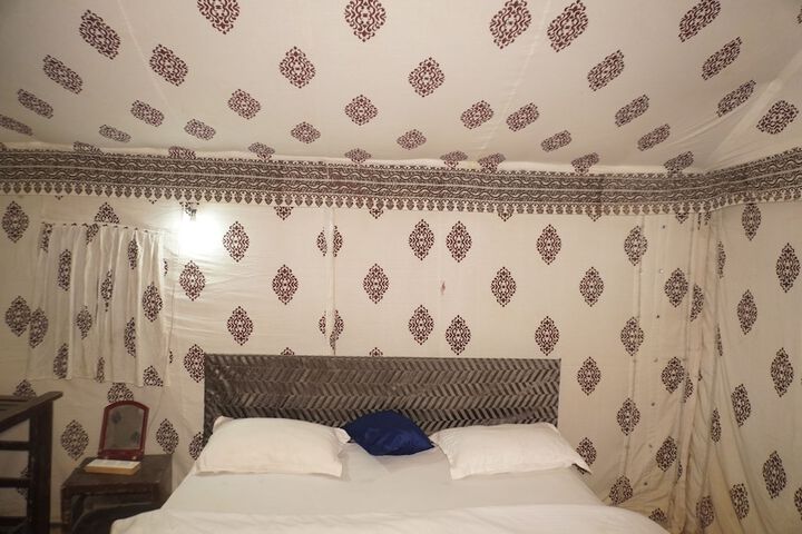 Room 13 of 85