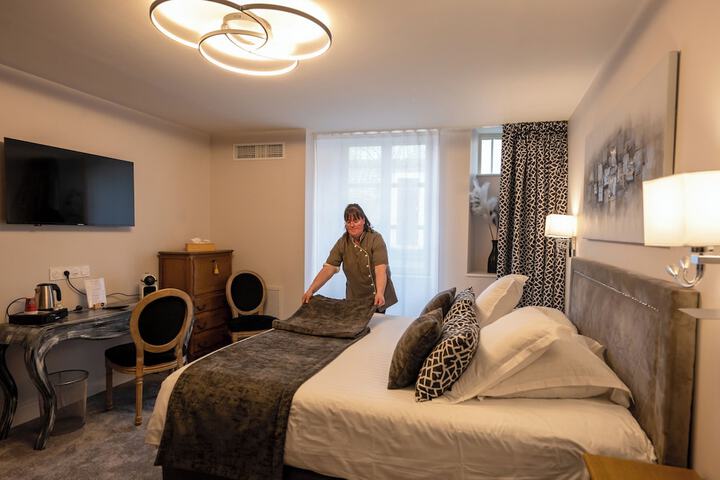 Room 56 of 137