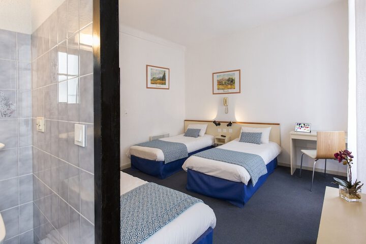 Room 20 of 31