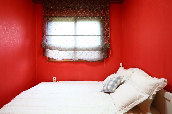 Room 76 of 111