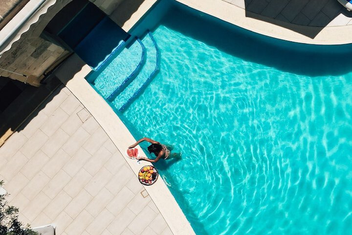 Pool 61 of 74