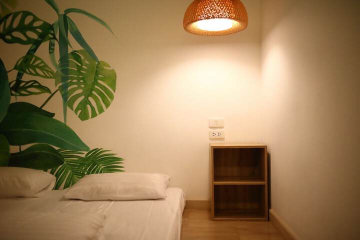 Room 50 of 91