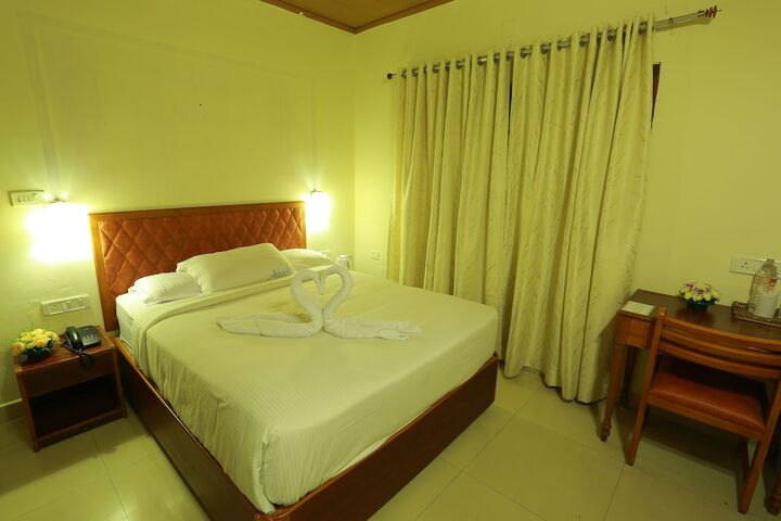 Room 11 of 51