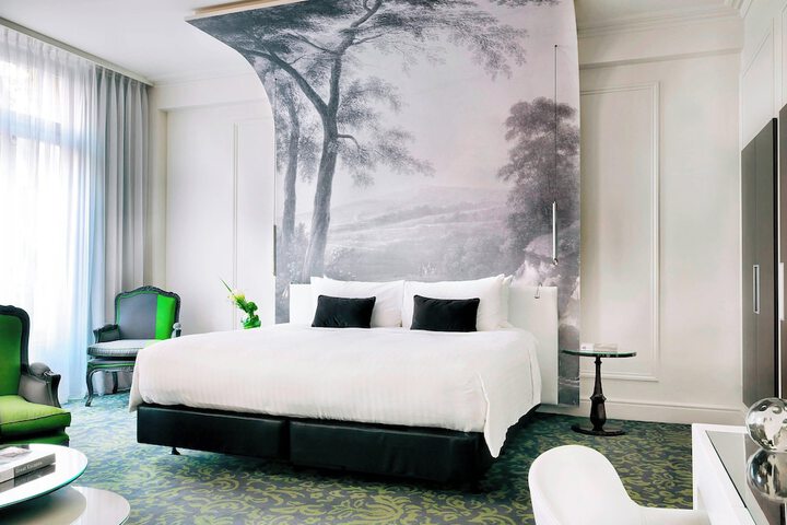 Room 27 of 160