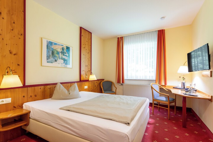 Room 5 of 24