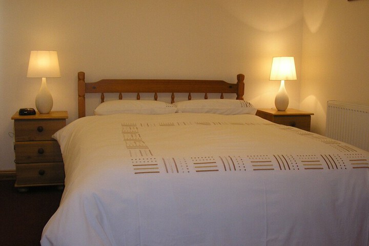 Room 2 of 19