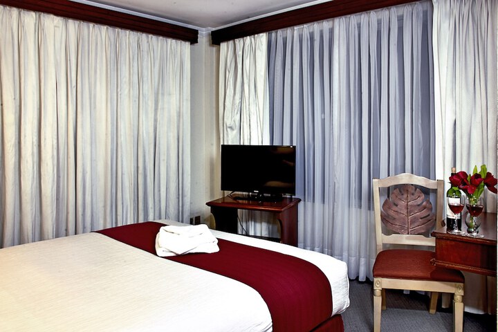 Room 5 of 39