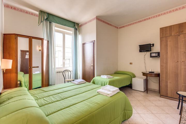 Room 44 of 83