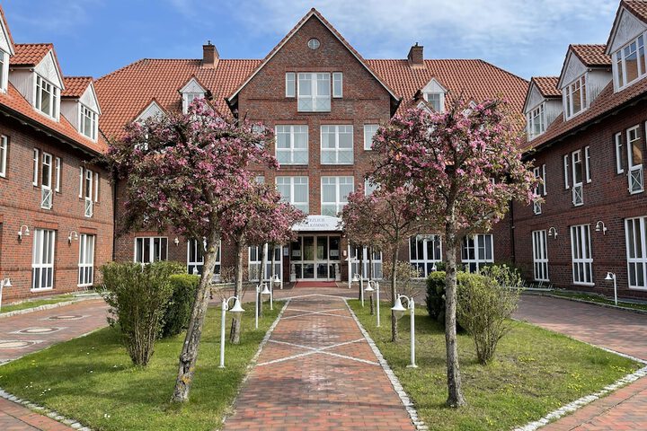 Hotel Entry