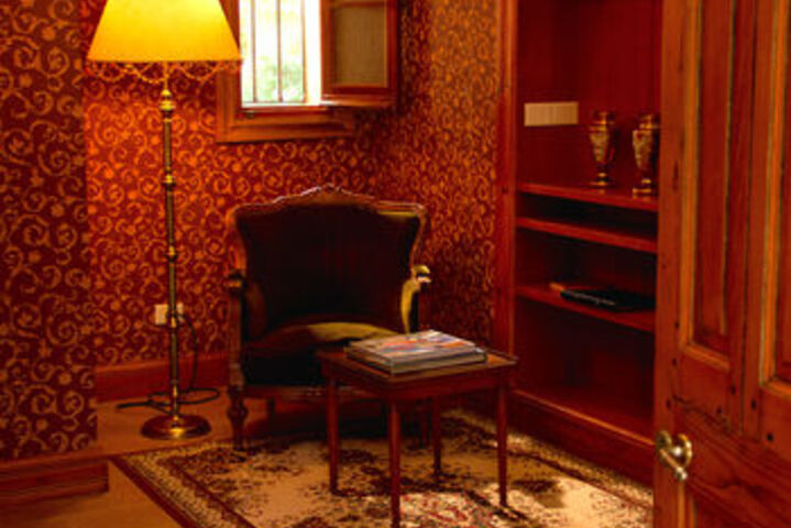 Room 49 of 90