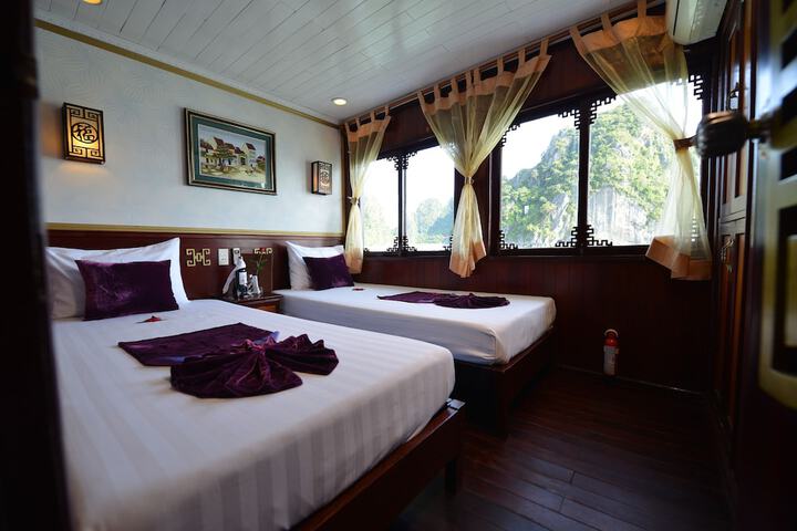 Room 4 of 36