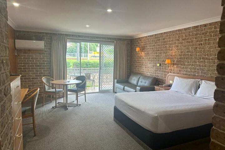 Room 14 of 44