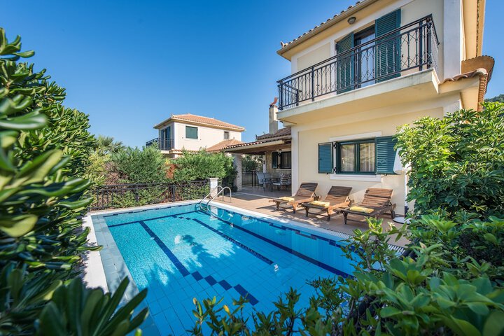 Pool Hotel