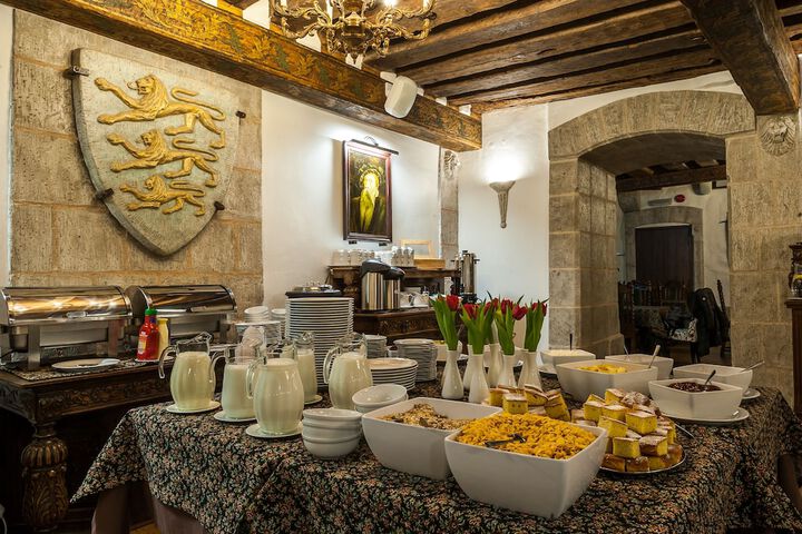 Breakfast/Coffee Service 52 of 119