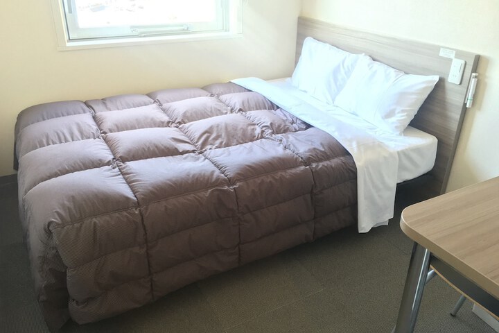 Room 14 of 40