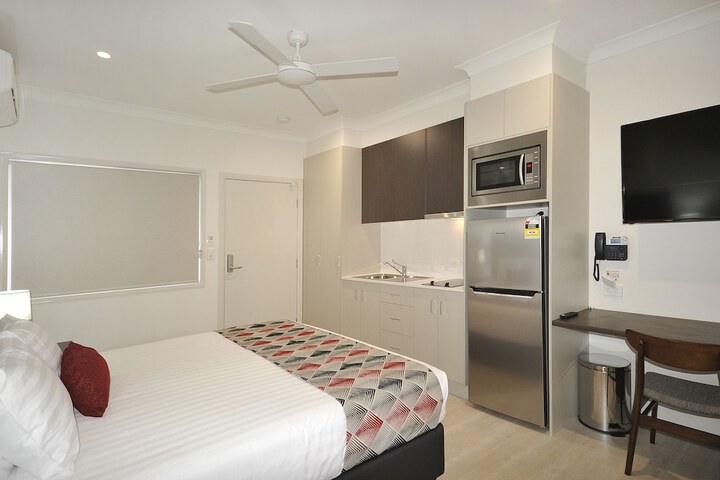 Room 14 of 38