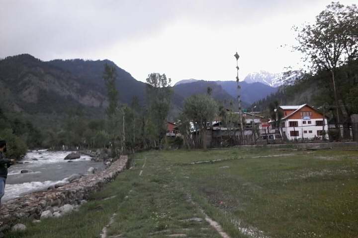 Property Grounds 59 of 81