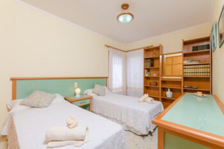 Room 38 of 48