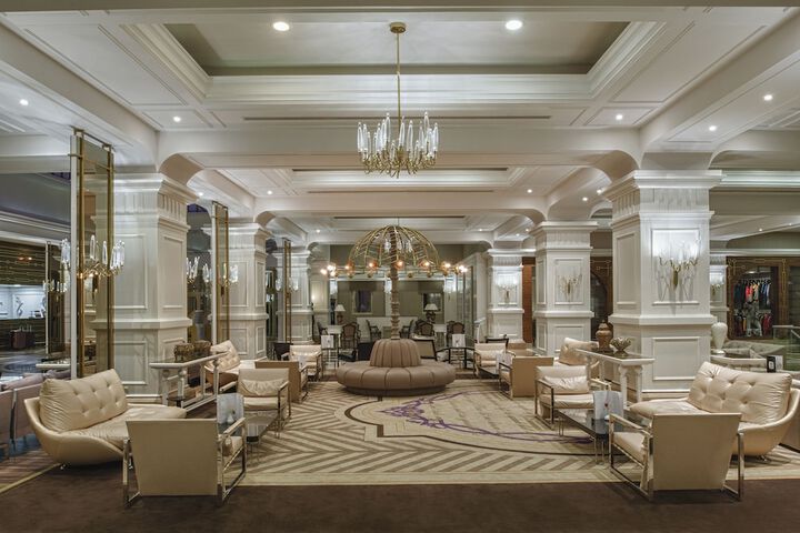 Hotel Interior 8 of 148