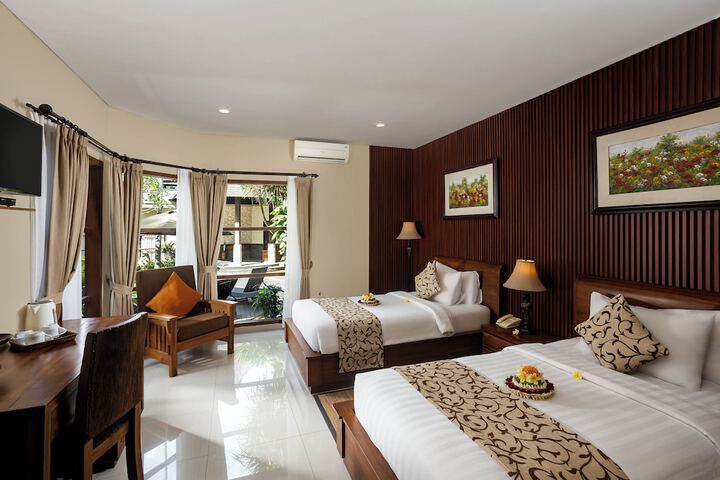 Room 10 of 35