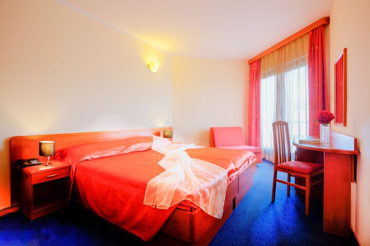 Room 5 of 55