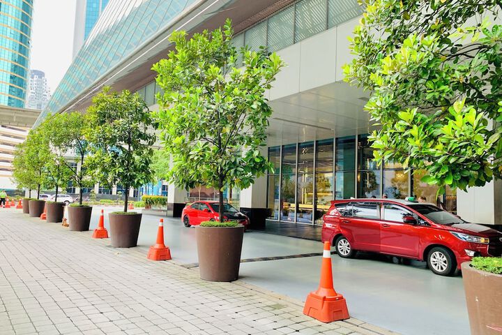 Hotel Exterior 50 of 50