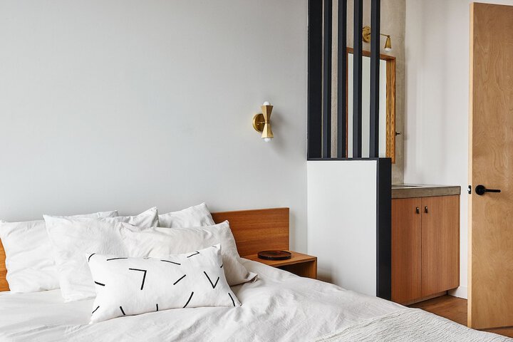 Room 13 of 62