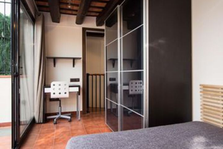 Room 51 of 140