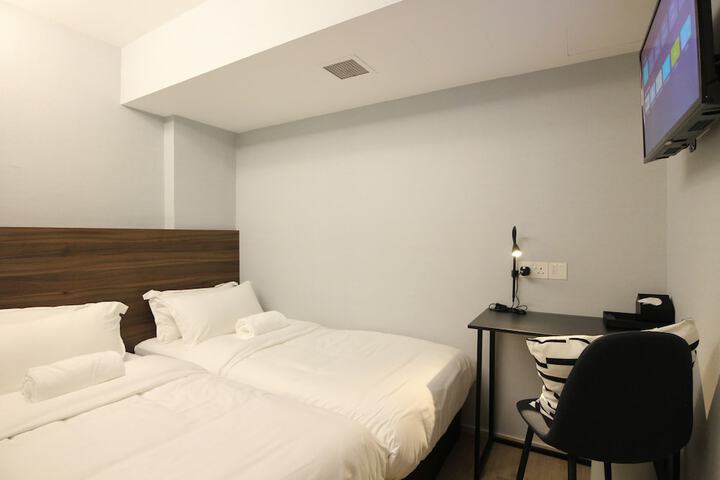 Room 8 of 56