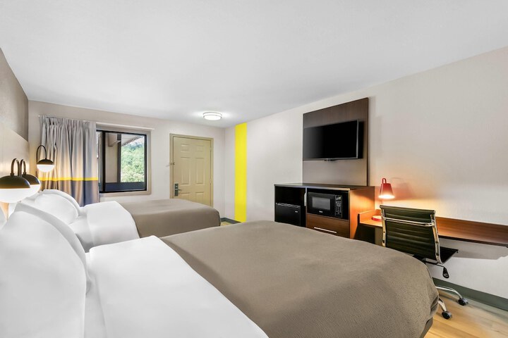 Room 20 of 62