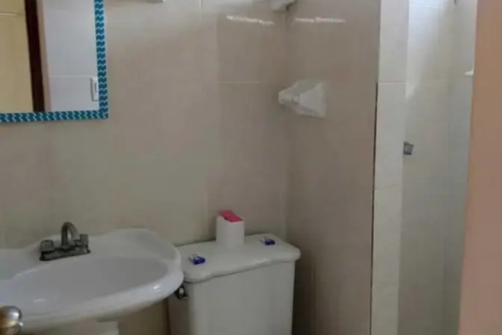 Room 9 of 15
